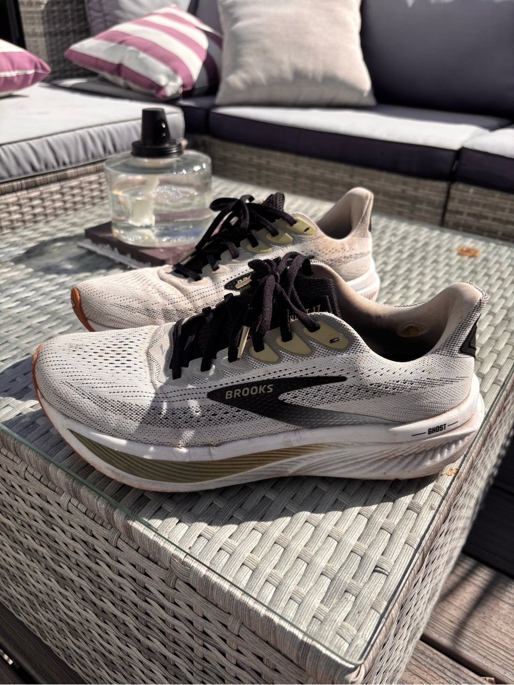 Brooks Ghost 17 Men’s Running Shoes Size 9.5 – Gray/Black